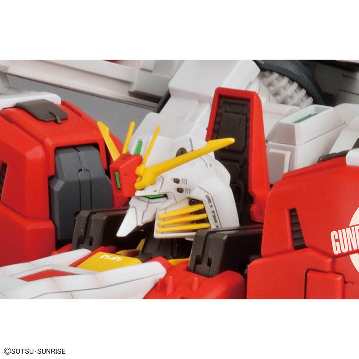 1/100 MG Deep Striker (S Gundam Booster Unit Type) - Otaku Middle East Toys