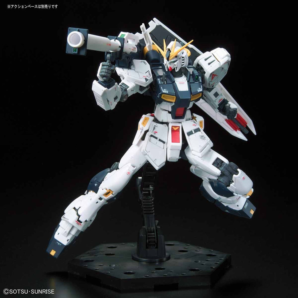 1/144 RG #32 Nu Gundam