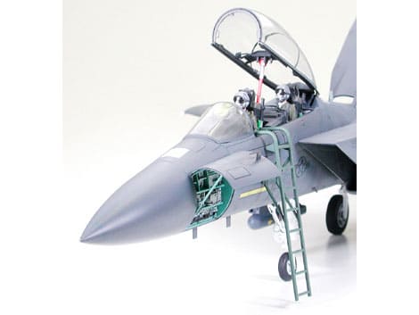1/32 Tamiya #12 U.S. Fighter McDonnell Douglas F-15E Strike Eagle with Bunker Buster