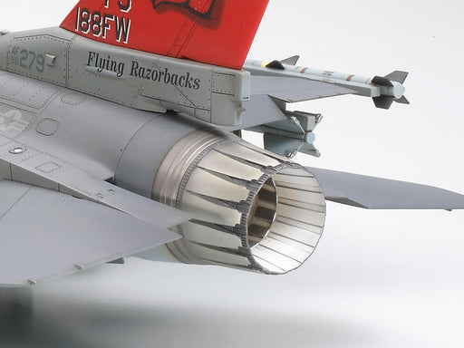 1/48 Tamiya #101 U.S. Fighter General Dynamics F-16C (Block 25/32) Fighting Falcon