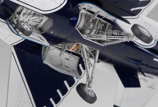 1/48 Tamiya #102 U.S. Aerobatic Demonstrator Lockheed Martin F-16C (Block 32/52) Fighting Falcon 