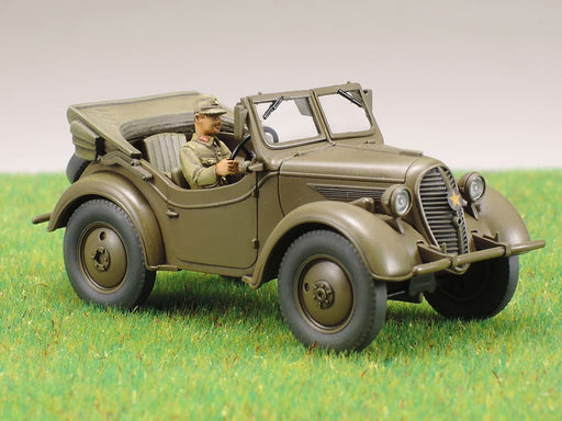 1/48 Tamiya #116 IJA Type 4 Fighter Nakajima Ki-84 Hayate & Kurogane Scenery Set