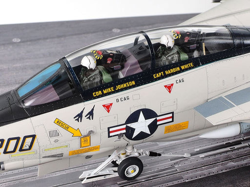 1/48 Tamiya #122 U.S. Carrier Fighter Grumman F-14A Tomcat Late Model Carrier Launch Set