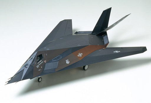 1/48 Tamiya #59 U.S. Stealth Attacker Lockheed F-117A Nighthawk