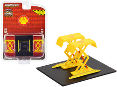 1/64 Greenlight Double Scissor Lifts Shell Special Edition