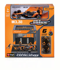Bburago 1/43 Mclaren F1 MCL38 Formula Pit Pass Lando Norris