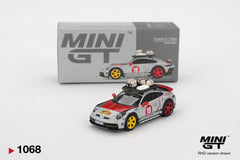 1/64 Mini GT Porsche 911 Dakar Uncle Rally MGT01068-CH