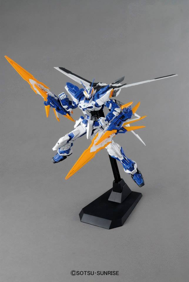 1/100 MG Gundam Astray Blue Frame D