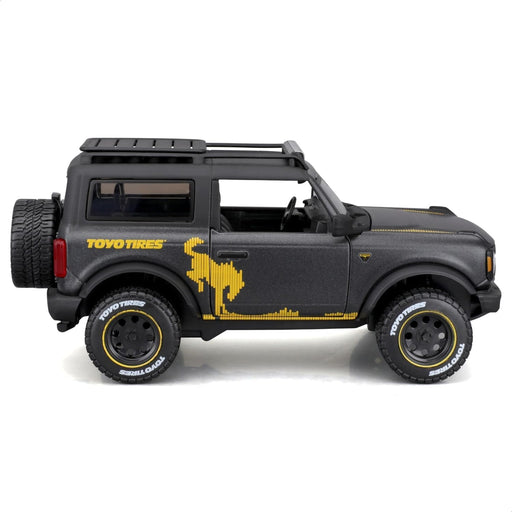 1/24 Maisto Design Off-Road Ford Bronco Badlands 2021 Gunmetal