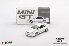 1/64 Mini GT Nissan Skyline GT-R (R32) VeilSide Combat C-I White MGT01066-CH