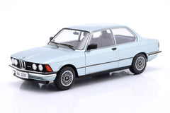 1/18 Solido BMW 323i (Silver/Blue Metallic)