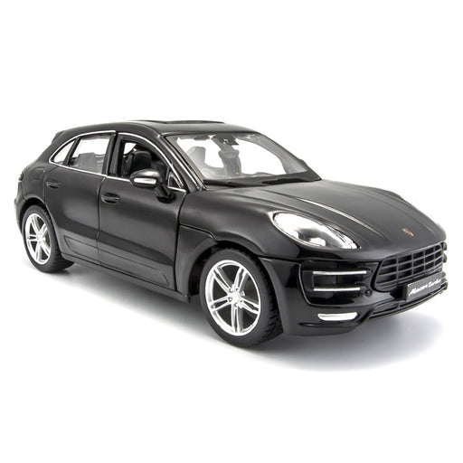Bburago 1/24 Porsche Macan Black