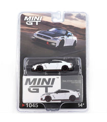 1/64 Mini GT Nissan GT-R Nismo 2024 (Brilliant White Pearl) Blister Pack MGT01045-BL