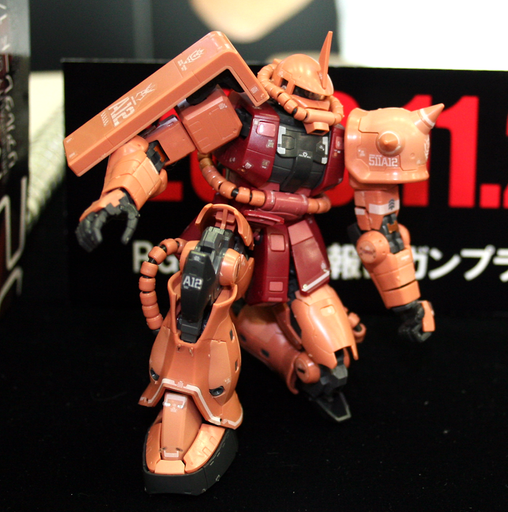 1/144 RG #02 Char's Zaku II