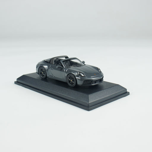 1/64 Minichamps Porsche 911 992.2 Targa 4 GTS 2025 CLDC Grey 643064146