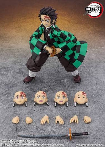 Tamashii Nations S.H.Figuarts Tanjiro Kamado (Demon Slayer) Action Figure