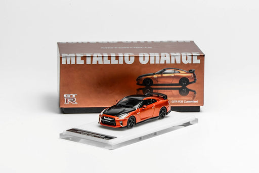 1/64 Motorhelix Nissan GT-R R35 Customized Mettalic Orange