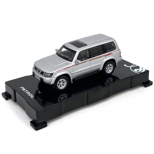 1/64 Paudi Nissan Patrol Y61 1998 Silver