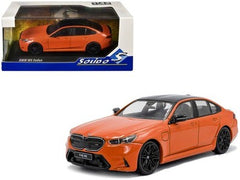 1/43 Solido BMW M5 Sedan Orange (s4317552)